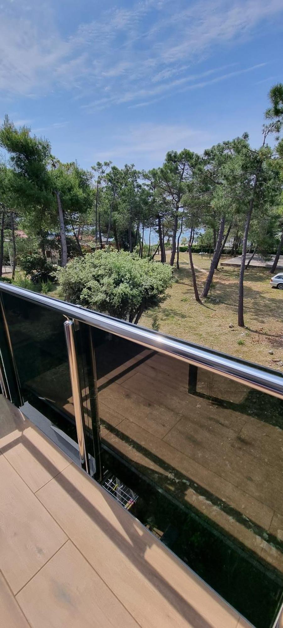 Denis Apartment Vir Exteriör bild
